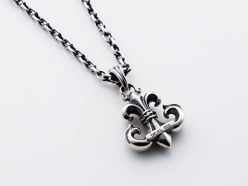 Classic Lily Top : Small Pendant