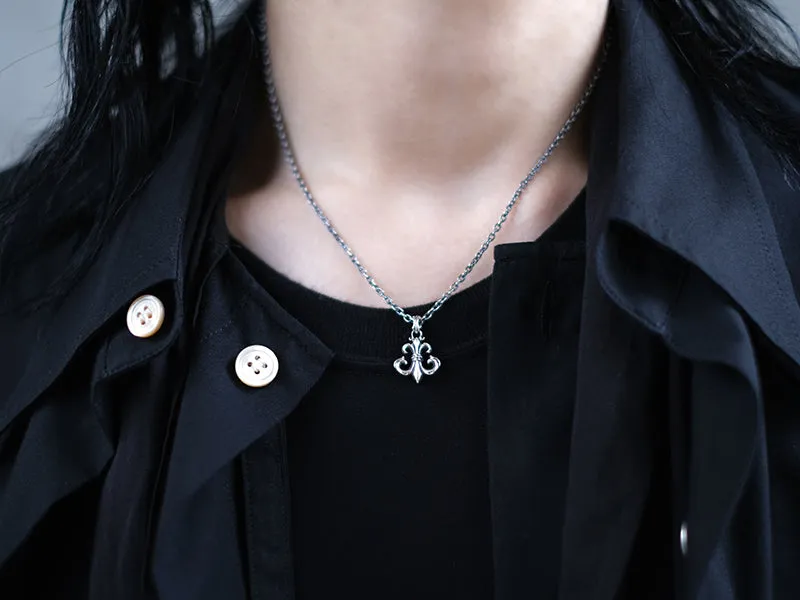 Classic Lily Top : Small Pendant